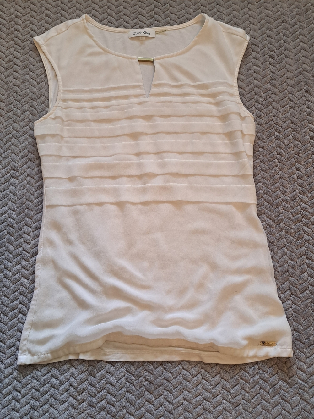 Calvin Klein Women's White Sleeveless Pleated Front Top
